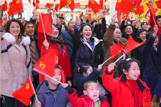 海关部门层层把关 让更多进口美食端上“中国餐桌”